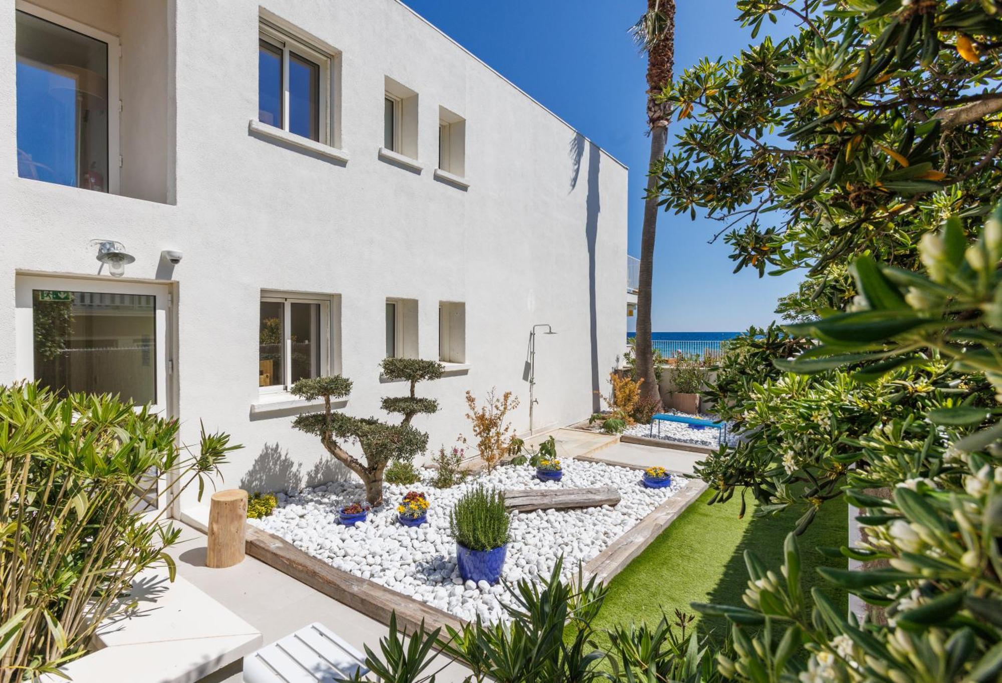 Belle Vue Hotel Cavalaire-sur-Mer Εξωτερικό φωτογραφία